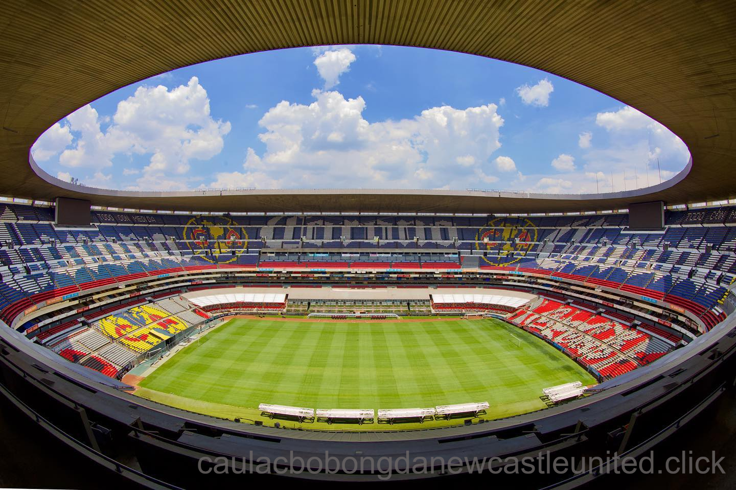 Top 10 sân vận động lớn nhất thế giới- Estadio Azteca